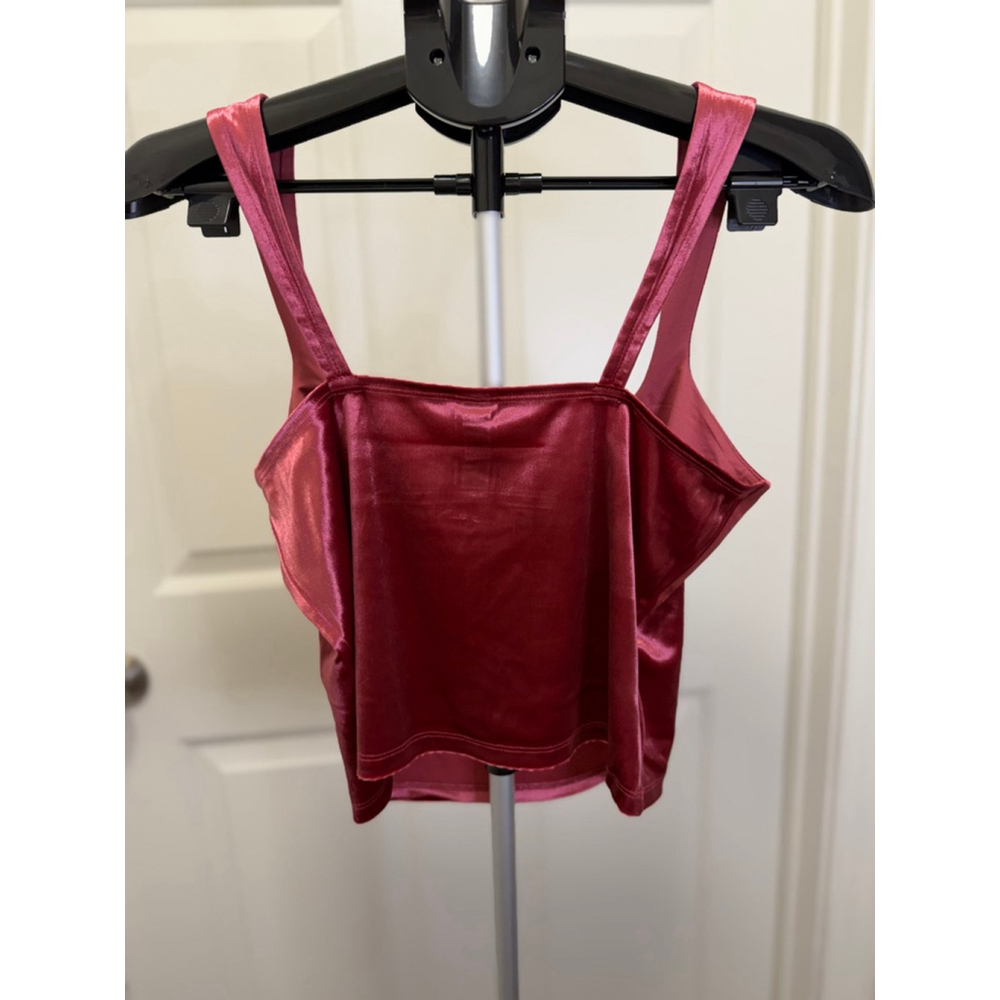 Women's Velour Tank Top - Wild Fable™ Berry Red M NWT - Picture 3 of 6